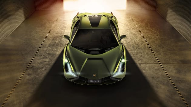 Lamborghini's first hybrid